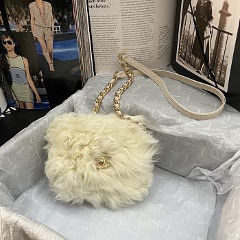 Chanel Lambskin White Mini Flap Bag AS2885 Size 15 x 11 x 4.5 cm