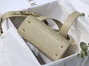 Dior Lady Cream M8013 Size 20 x 16.5 x 8 cm - 5