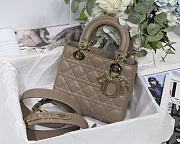 Dior Lady Warm Taupe M8013 Size 20 x 16.5 x 8 cm - 1