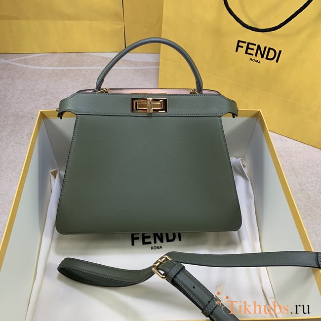 Fendi Peekaboo Iseeu Grow Grass Size 33 x 25 x 12 cm - 1