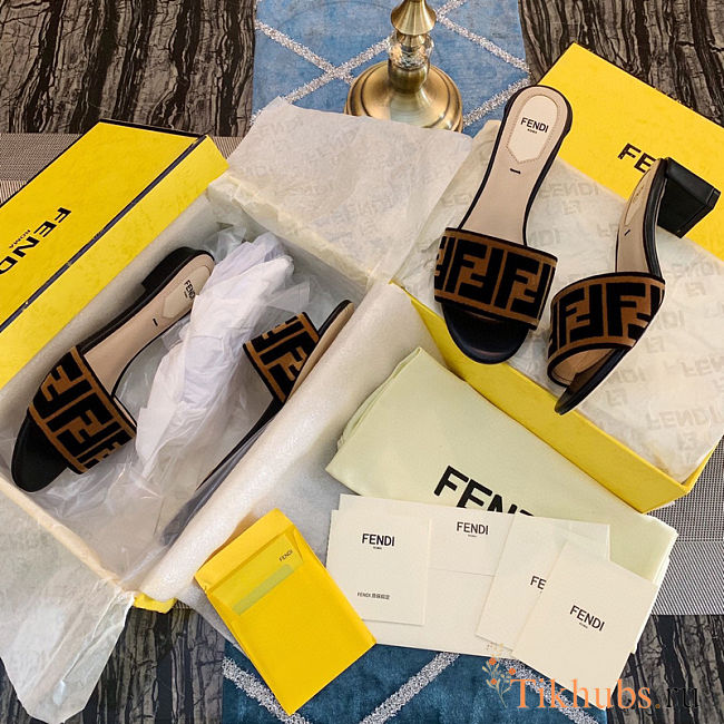 Fendi Shoes 01 - 1