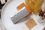 LV Mirrored Zippy Wallet M80807 Size 10 x 19 x 2 cm - 5