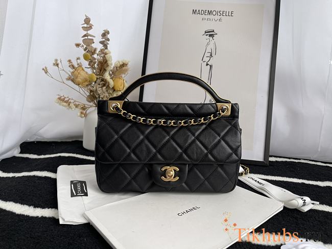 Chanel Mini Castle Series Hanger Bag Black 22 cm - 1