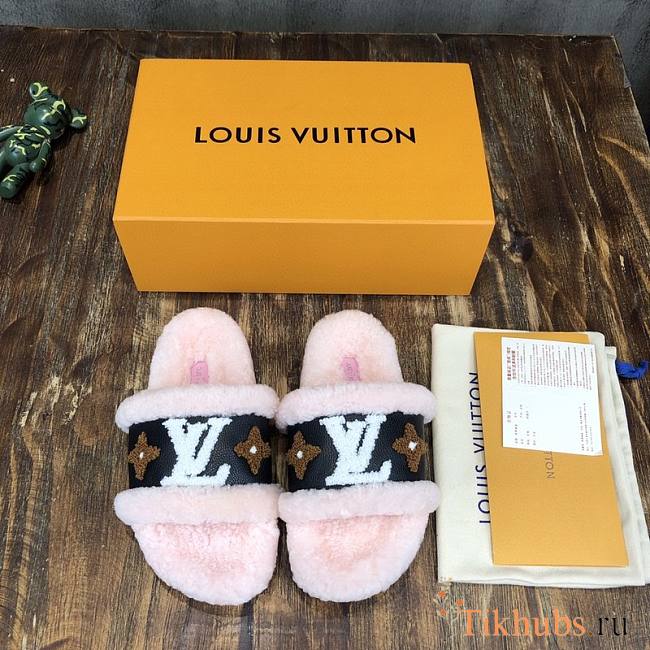 LV Shoes 05 - 1