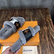 LV Shoes 06 - 5