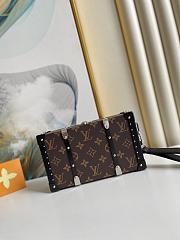 LV Wallet Trunk Presbyopia Clutch M20250 Size 25 × 14 × 6 cm - 1