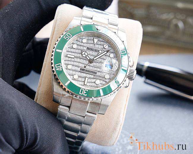 Rolex 40mm Silver - Green - 1