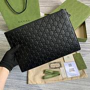 Gucci Signature Monogram Clutch Bag 473963 Size 30.5 x 21 x 1.5 cm - 2