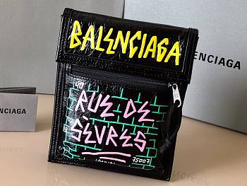 Balenciaga 801300 Size 15.5 x 4 x 19 cm