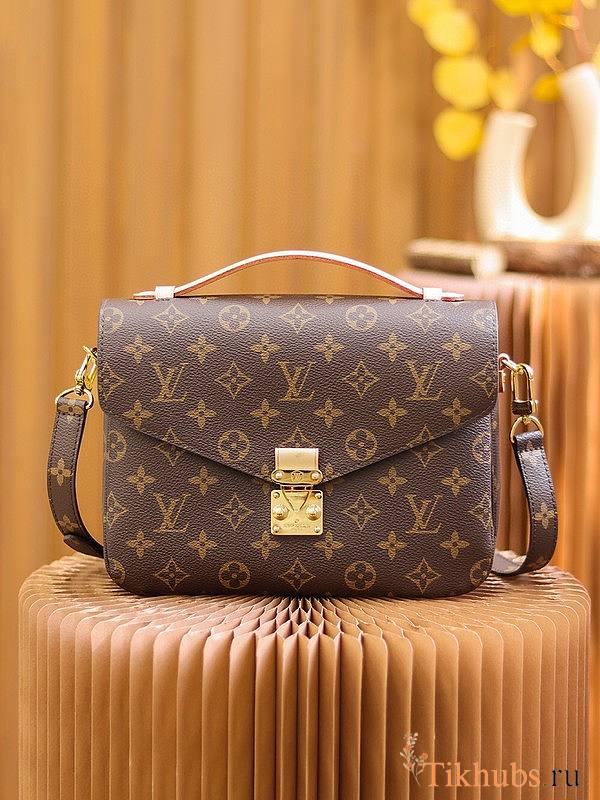 Louis Vuitton Pochette Metis Monogram M44875 Size 25 x 17 x 7 cm - 1