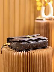 Louis Vuitton Pochette Metis Monogram M44875 Size 25 x 17 x 7 cm - 3