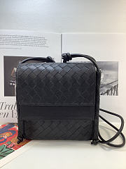 Bottega Veneta Black 8801 Size 21 x 9 x 21 cm - 1