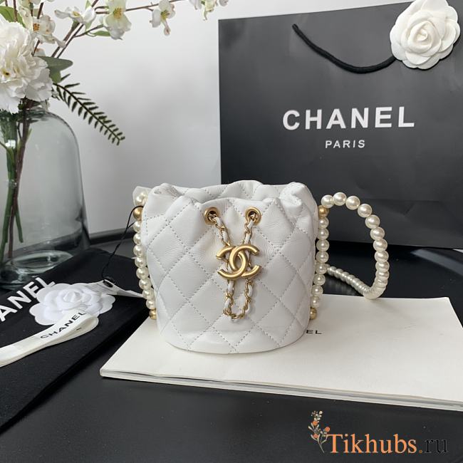 Chanel Mini Drawstring Bag White Size 12 x 12 x 12 cm - 1