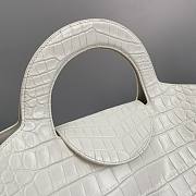 Bottega Veneta Handbag White 0194 Size 37 x 23 x 15 cm - 2