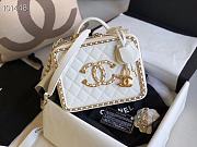 Chanel White Box - 1