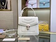 BVL Handbag In White 38329 Size 18 x 15 x 9.5 cm - 1