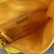 Prada Yellow 6815 Size 43 x 24 x 9 cm - 3