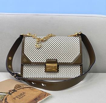 Fendi Shoulder Bag 0509 Size 25 x 10 x 29 cm