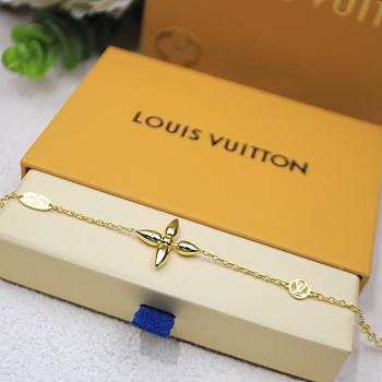 LV bracelet 02