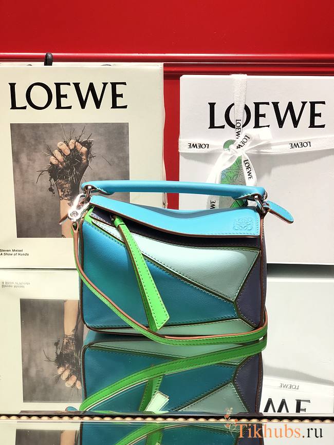 Loewe Mini Puzzle M57965 Size 18 x 12.5 x 8 cm - 1