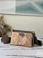 LV Multi Pochette Accessoires Handbags Army Green/Beige M58977 Size 34 x 21.5 x 5 cm - 1