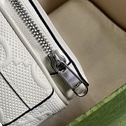 Gucci GG Embossed Mini Bag In White Leather 658553 Size 11.5 × 17 × 4 cm - 4