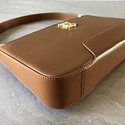 Burberry Underarm Bag Brown Size 28 x 5 x 14 cm - 3