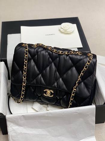 Chanel Flap Bag Imported Sheepskin Large Size 29.5 x 20 x 12.5 cm