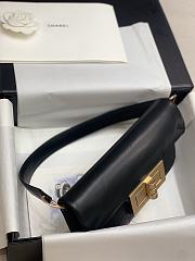 Chanel Underarm Bag Black Size 27 x 14 x 5 cm - 3