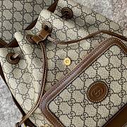 Gucci Backpack with Interlocking G in GG Supreme 674147 Size 26.5 x 30 x 13 cm - 2