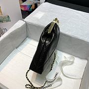 Chanel Retro Clip Bag Black 81055 Size 12 x 5 x 19 cm - 5