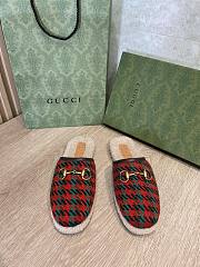 Gucci Shoes 08 - 1