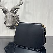 Fendi Touch Organ Bag 7349 Size 26.5 x 10 x 19 cm - 5