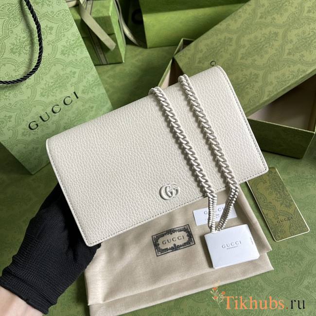 Gucci GG Marmont Leather Mini Chain Bag White 497985 Size 20 x 12.5 x 4 cm - 1