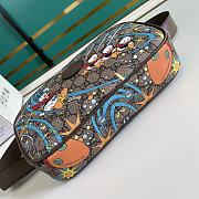 Gucci Donald Duck Print Belt Bag 602695 Size 24 x 14 x 5.5 cm - 2