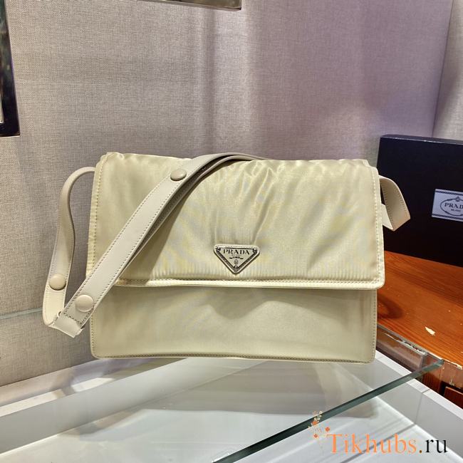 Prada Messenger Bag Small 1BD255 Size 30 x 21.5 x 12 cm - 1