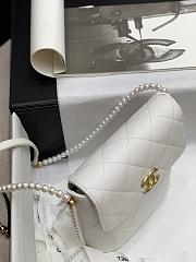 Chanel Pearl Chain Bag White Size 20 x 19 x 8 cm - 5