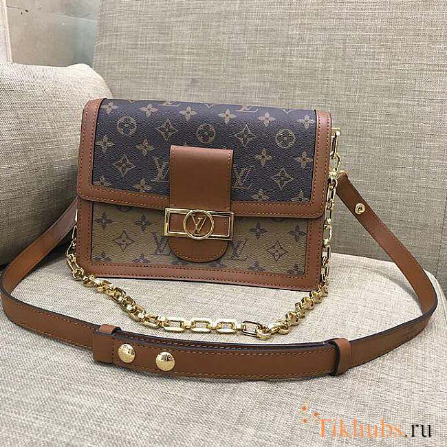 Louis Vuitton Dauphine Handbag M44391 Size 25 x 17 x 10.5 cm 