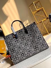 LV Since 1854 Onthego GM Bordeaux Black M57185 Size 41 x 34 x 19 cm - 1