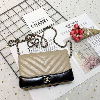 Chanel WOC Chain Bag 86025 01 Size 19 cm