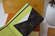 Louis Vuitton Multiple Wallet Yellow M80781 Size 11.5 x 9 x 1.5 cm - 4