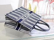 Dior Blue And White Stripes Book Tote Size 41.5 x 32 x 5 cm - 3