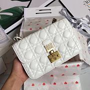 Dior Dioraddict Lambskin Flap Handbag White Size 24 x 16 x 8 cm - 4