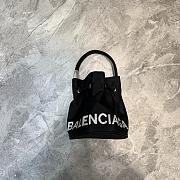 Balanciaga Bucket Bag Black Size 15 x 15 x 18 cm - 1