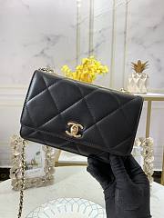 Chanel WOC Imported Sheepskin 80984 Size 19 x 12.5 x 4 cm - 2