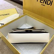 Fendi Baguette Chain Bag Size 26 x 13 x 6 cm - 5