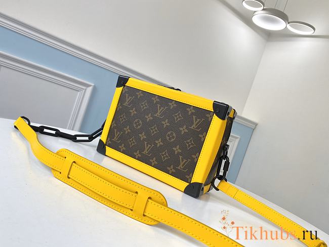 LV Presbyopia Yellow Box M61116 Size 27 × 12 × 20 cm - 1