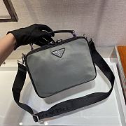 Prada Men Box Bag 2VH069 Size 22 x 16 x 6 cm - 2