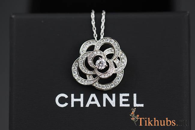 Chanel Necklace 02 - 1