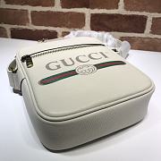 Gucci Print Messenger Bag in White 523591 Size 21 x 25.5 x 8 cm - 6